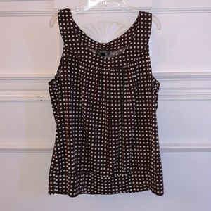 Chocolate Brown top - XL women’s, fitted at bottom